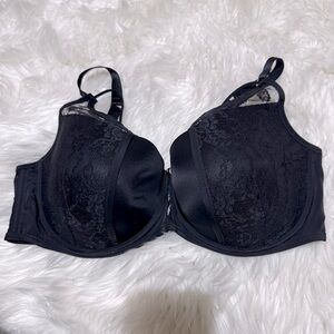 Ashley Graham black lace 42DDD bra